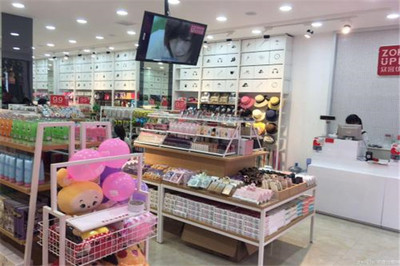 众客优品快时尚百货加盟条件详解