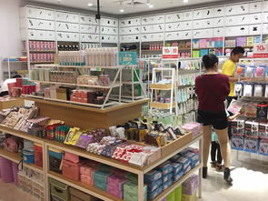 芊荟优选快时尚百货 全方位视觉展示，尽显时尚与零售魅力